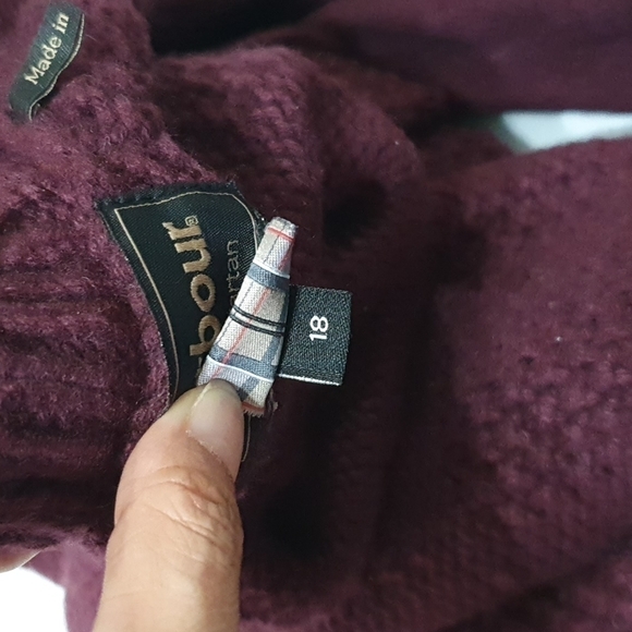 Barbour Winter Tartan Blended Wool Cable Knit Sweater - Picture 4 of 7